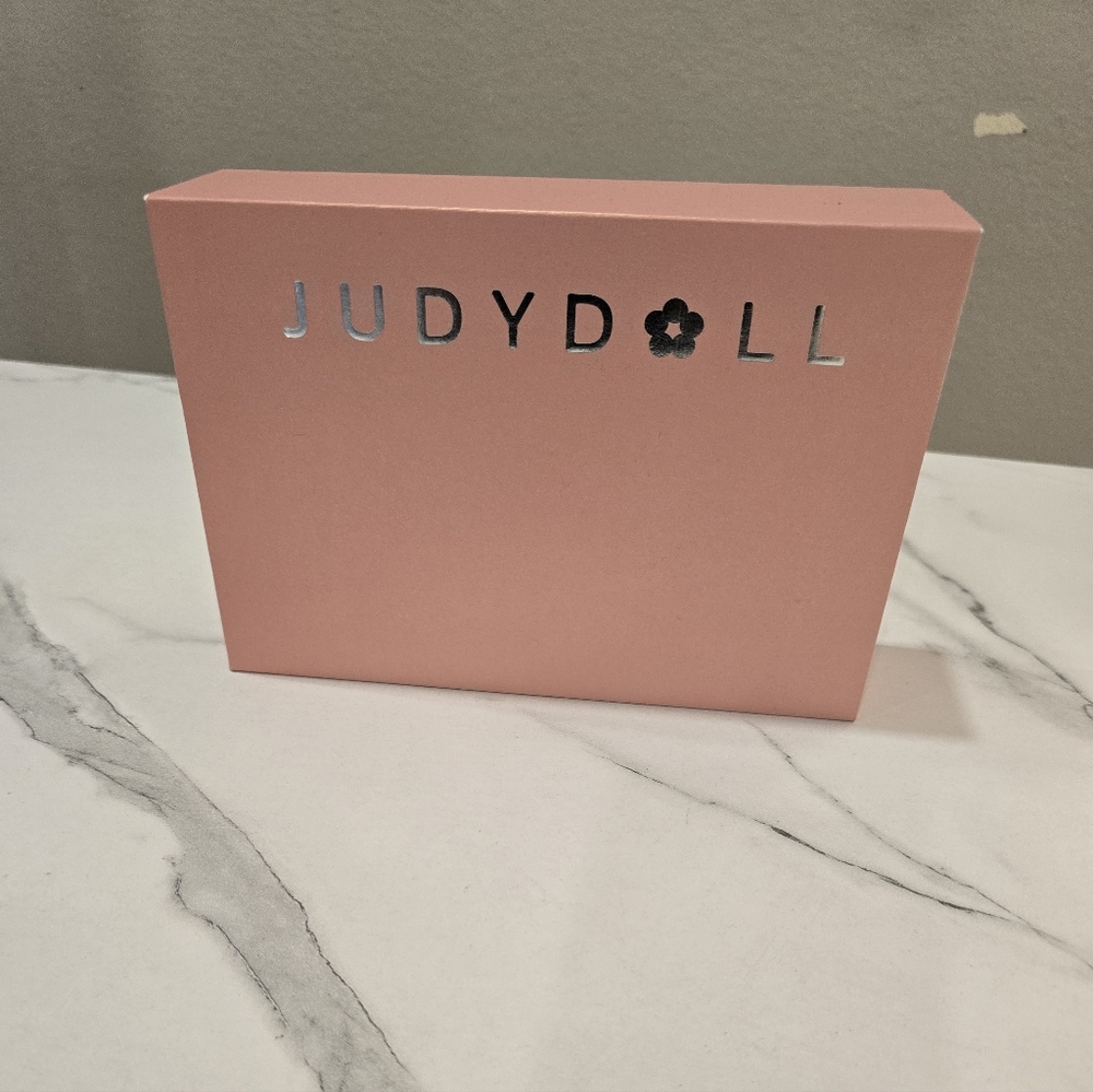 JudyDoll Women Makeup Palette Set Kit - Picture 2 of 10